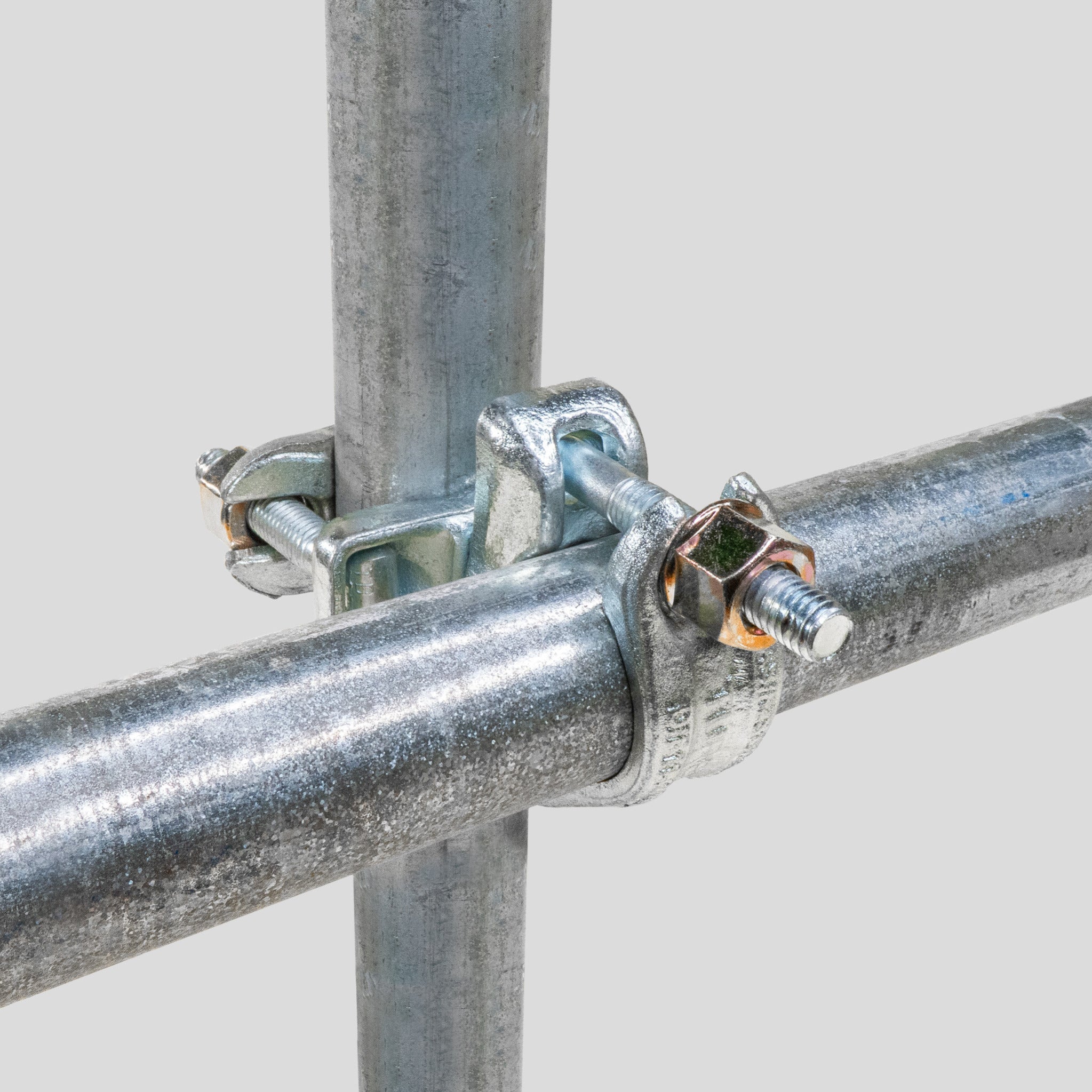 Scaffold Swivel Coupler in use