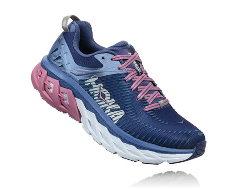 womens running shoes canada