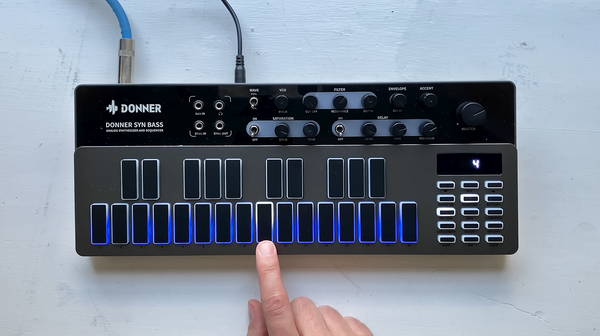 playback on B1 Donner synth