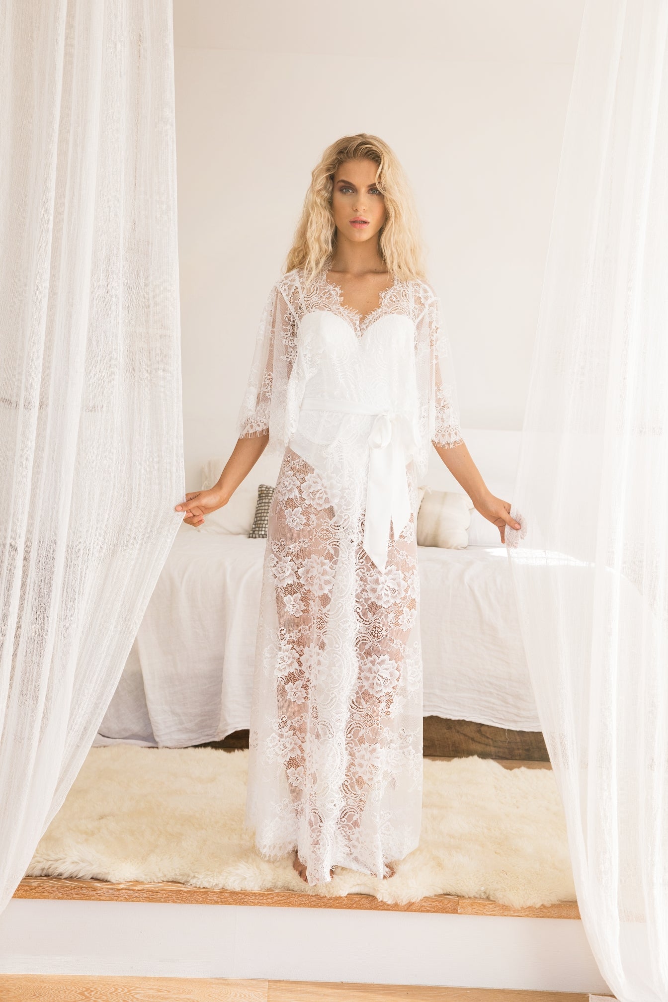 long lace wedding robe