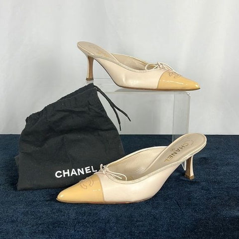 Chanel Beige & Black Leather CC Cap Toe Mules 10