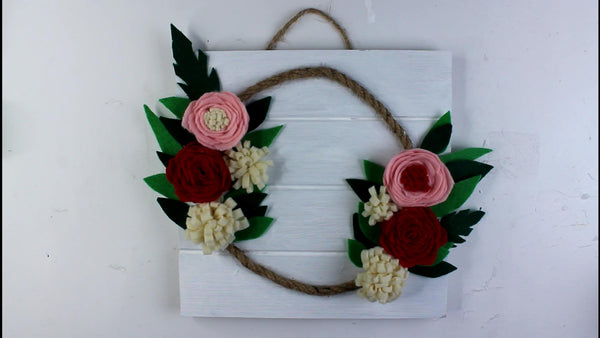 DIY FELT FLOWER SIGN