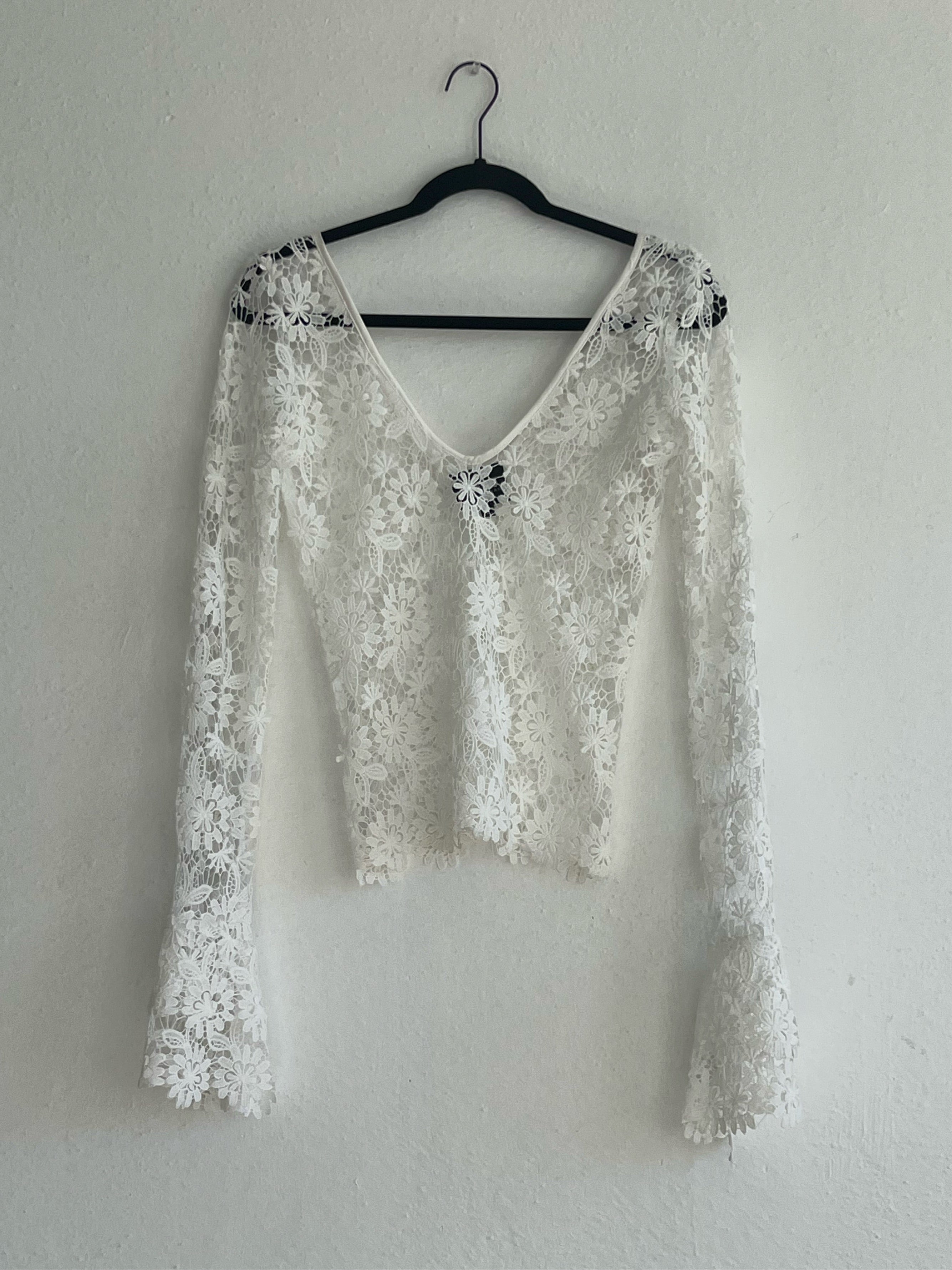 Azura Exchange White Contrast Crochet Lace Henley Top