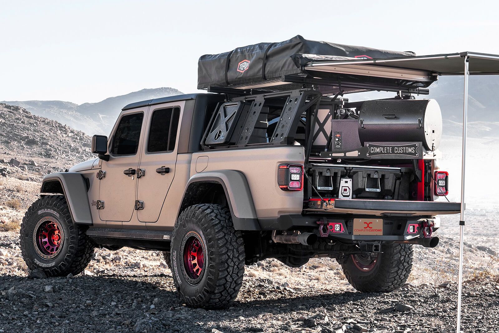 Jeep Gladiator Truck Bed Storage System: Truck Bed Drawers | DECKED Truck  Accessories