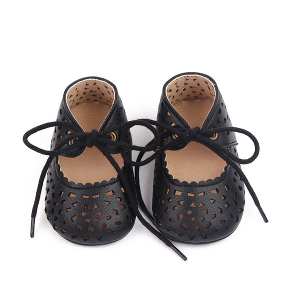 Cut Out Lace shoes - Black