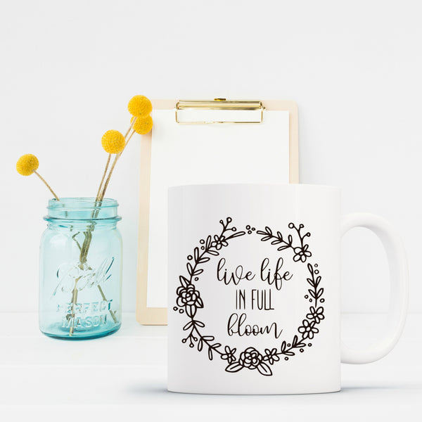 Live Life in Full Bloom Laurel Wreath SVG and DXF EPS Cut ...