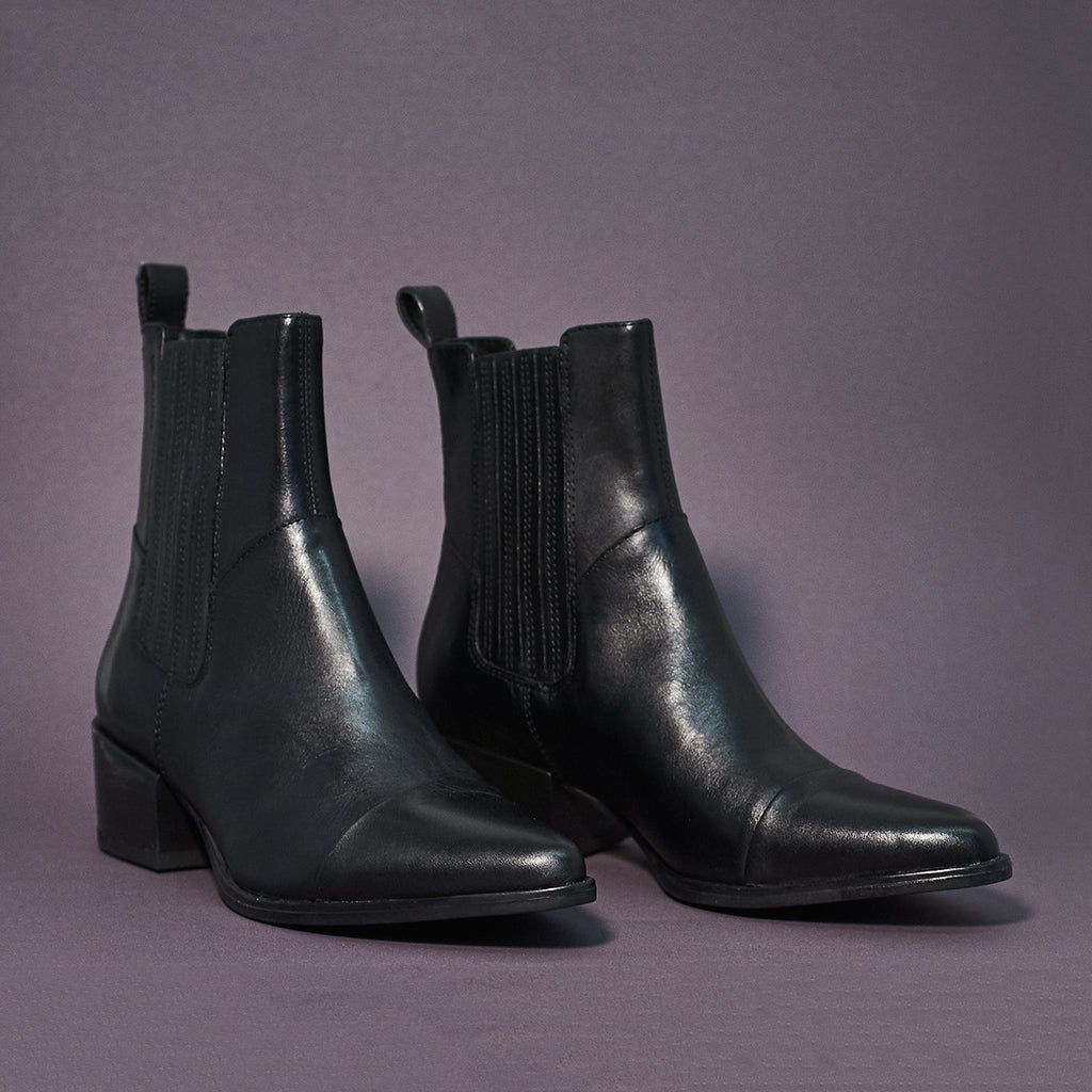 tall chelsea boots