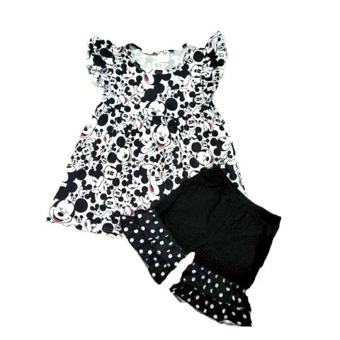 black and white boutique clothing