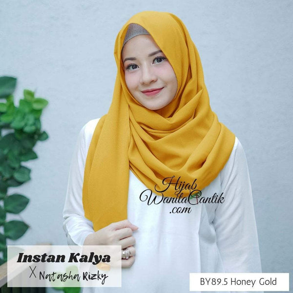 40 Trend Terbaru Kerudung  Pashmina  Warna  Gold  The 