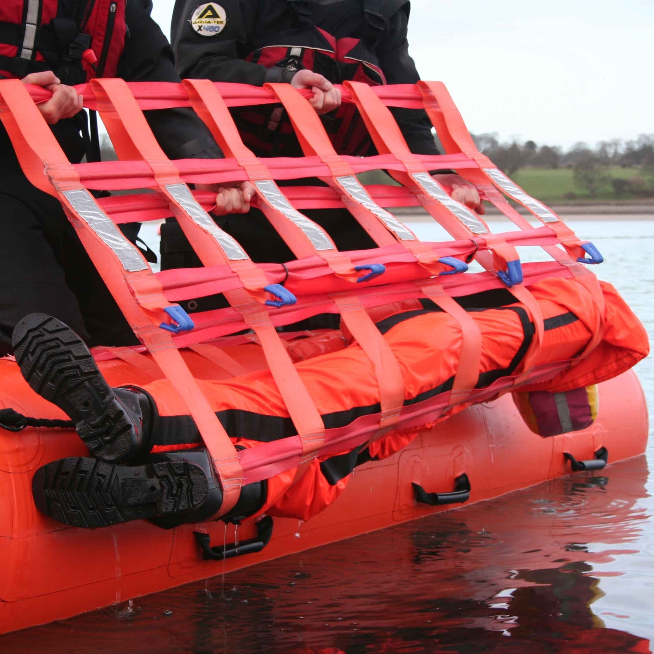 life raft survival equipment