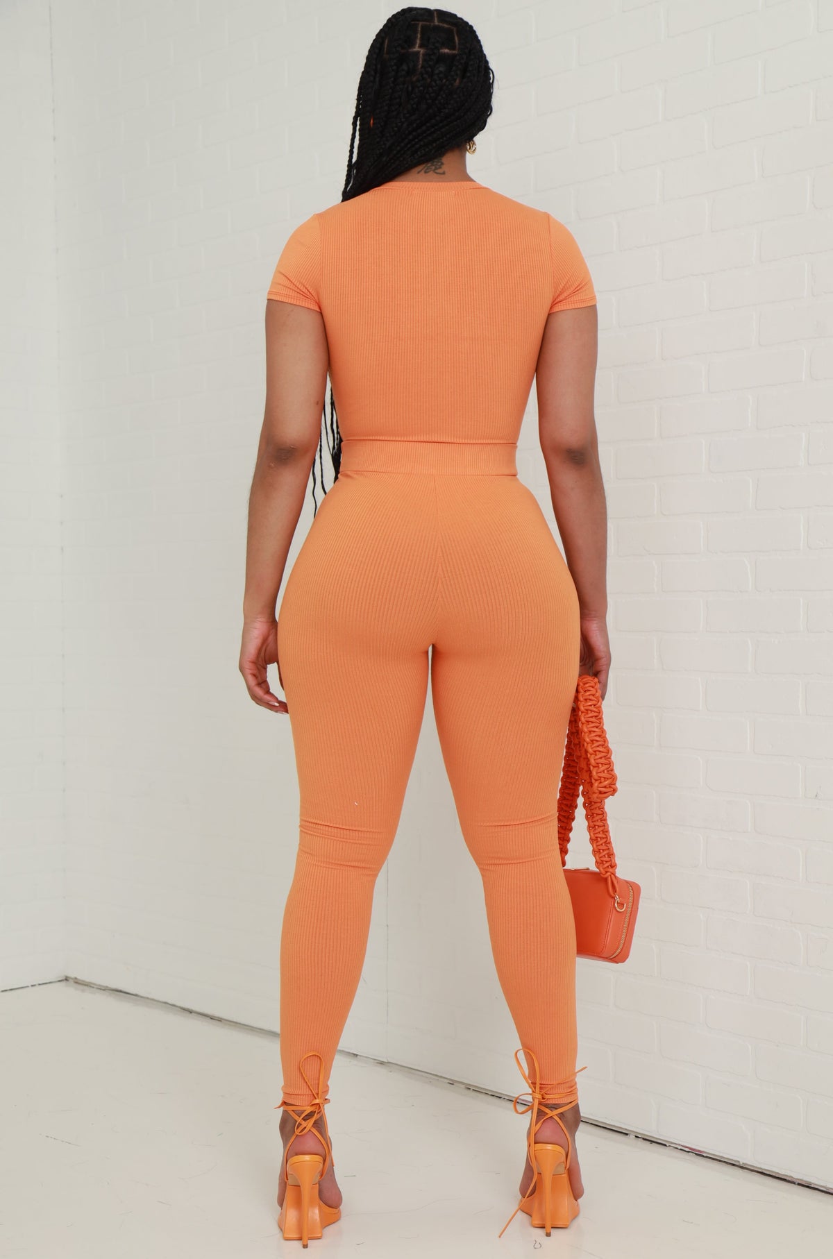 
              Get Low V-Neck Snatched Ribbed Bodysuit - Orange - grundigemergencyradio
            