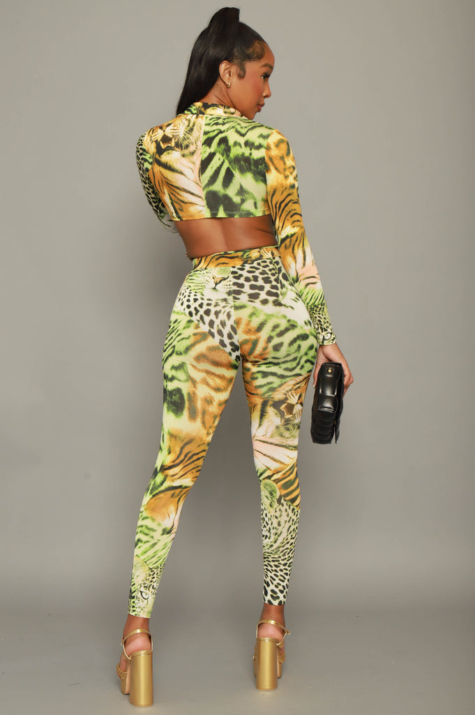 Speak On It Animal Print Leggings Set - Green Multicolor - grundigemergencyradio