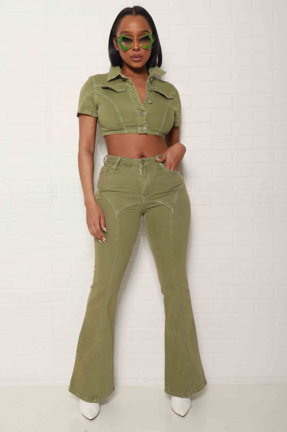 
              On The Daily Cropped Button Up Top - Olive - grundigemergencyradio
            