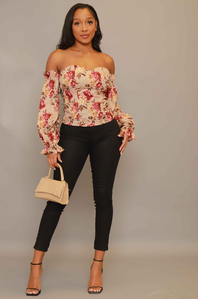 Dollhouse Off The Shoulder Floral Top - Coffee - grundigemergencyradio