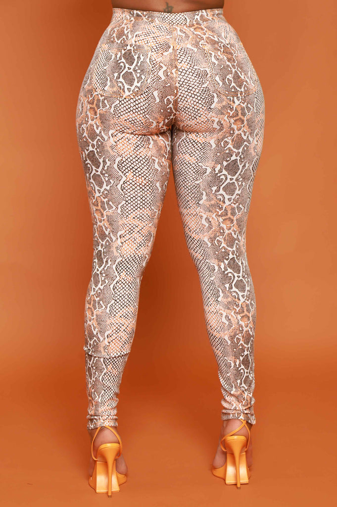 Level Up High Waist Snakeskin Jeans - Brown - grundigemergencyradio