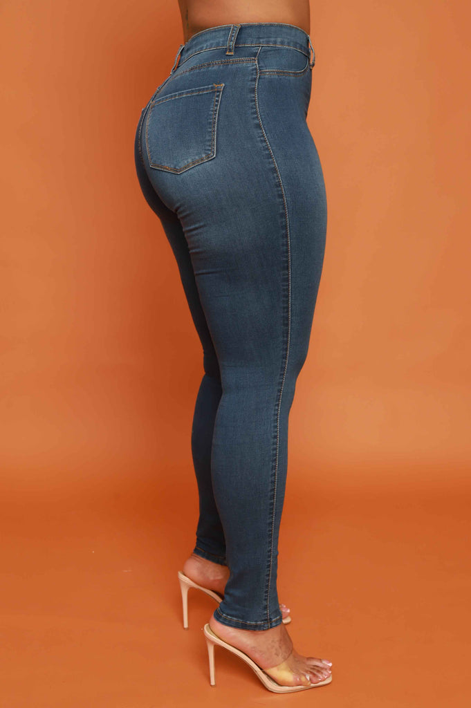 Every Morning Hourglass High Rise Stretchy Jeans - Medium Wash - grundigemergencyradio