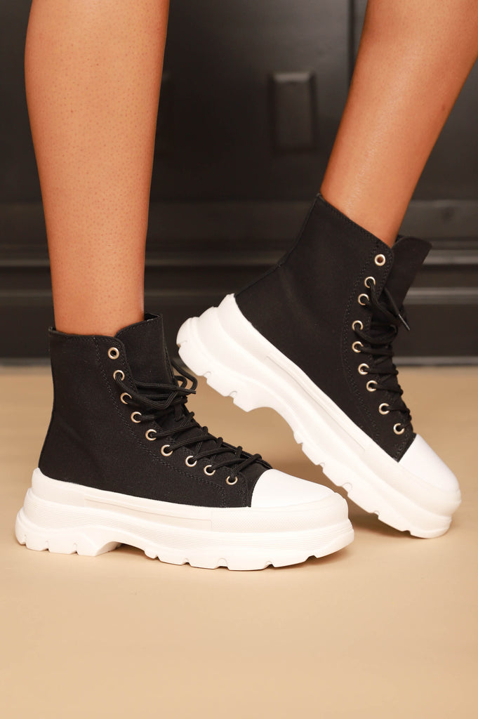 Far Out Chunky High-Top Sneakers - grundigemergencyradio