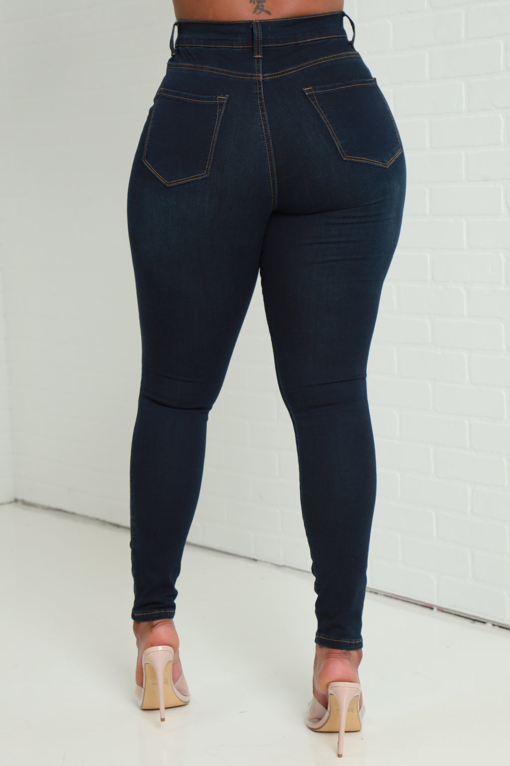 Every Morning Hourglass High Rise Stretchy Jeans - Dark Wash