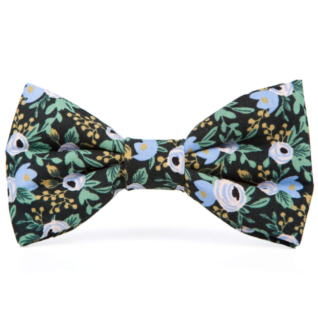 Periwinkle Posies Dog Bow Tie – The Foggy Dog