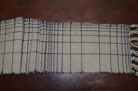 fibonacci scarf on rigid heddle loom1