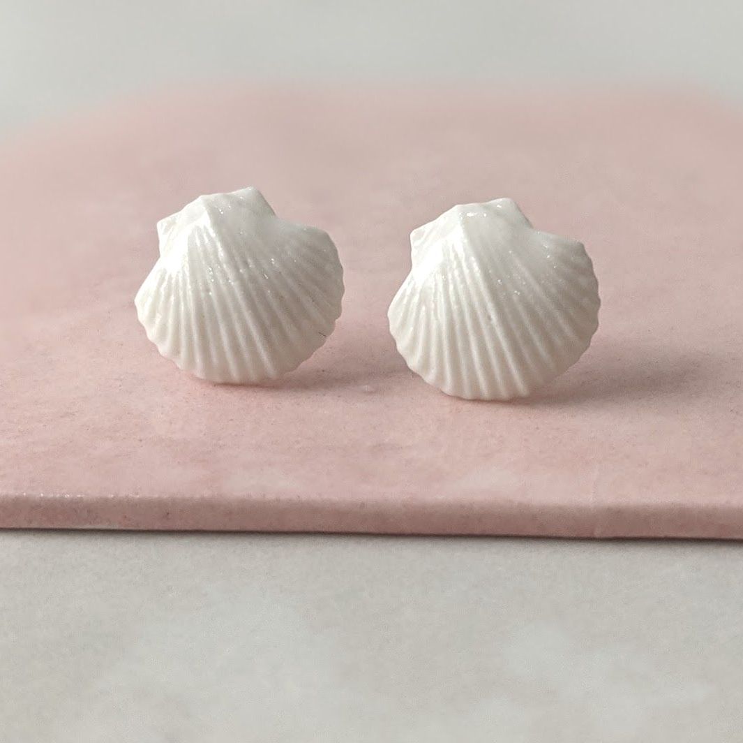 An image of Rach Richardson Scallop Earrings Whistlefish