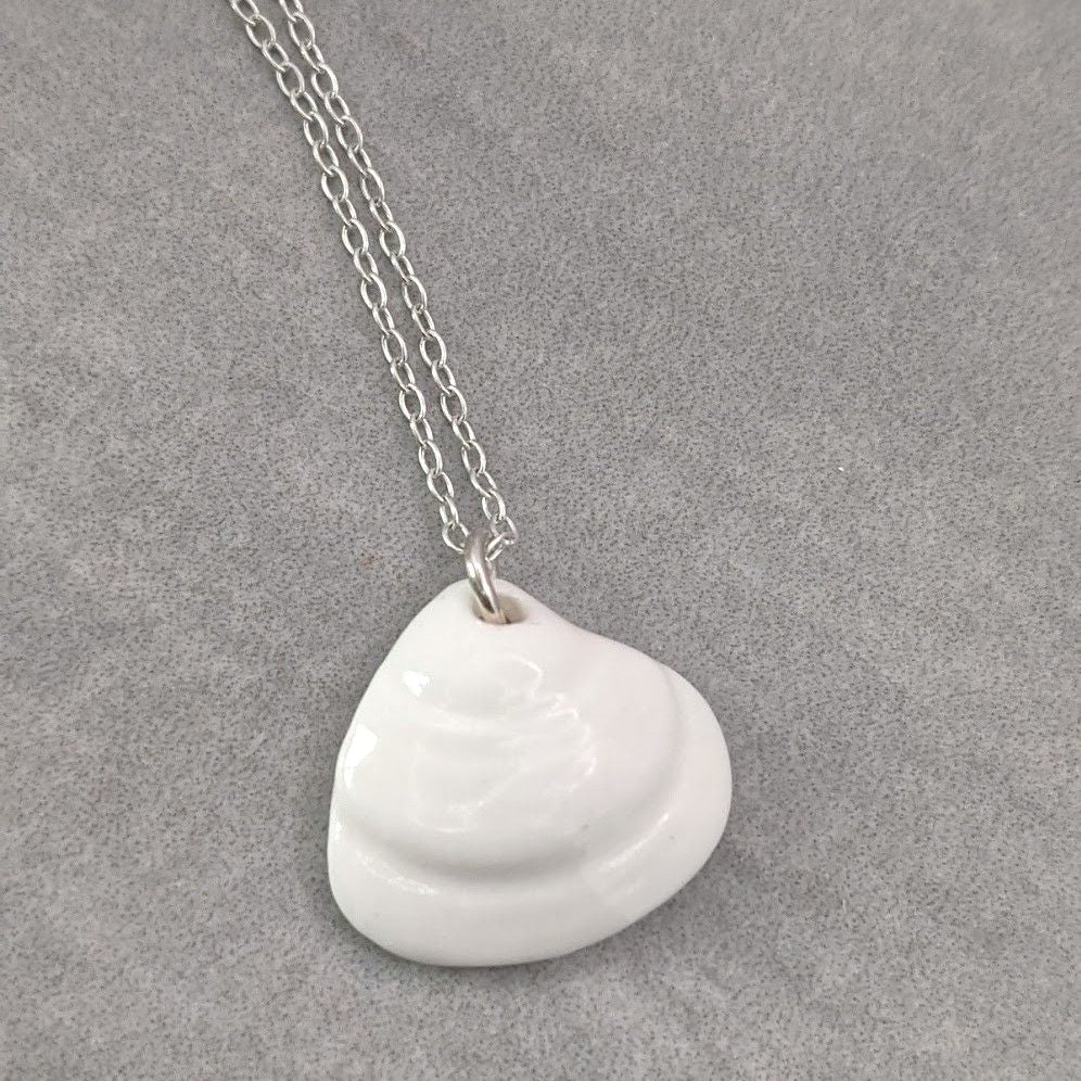 Rach Richardson Clam Shell Necklace