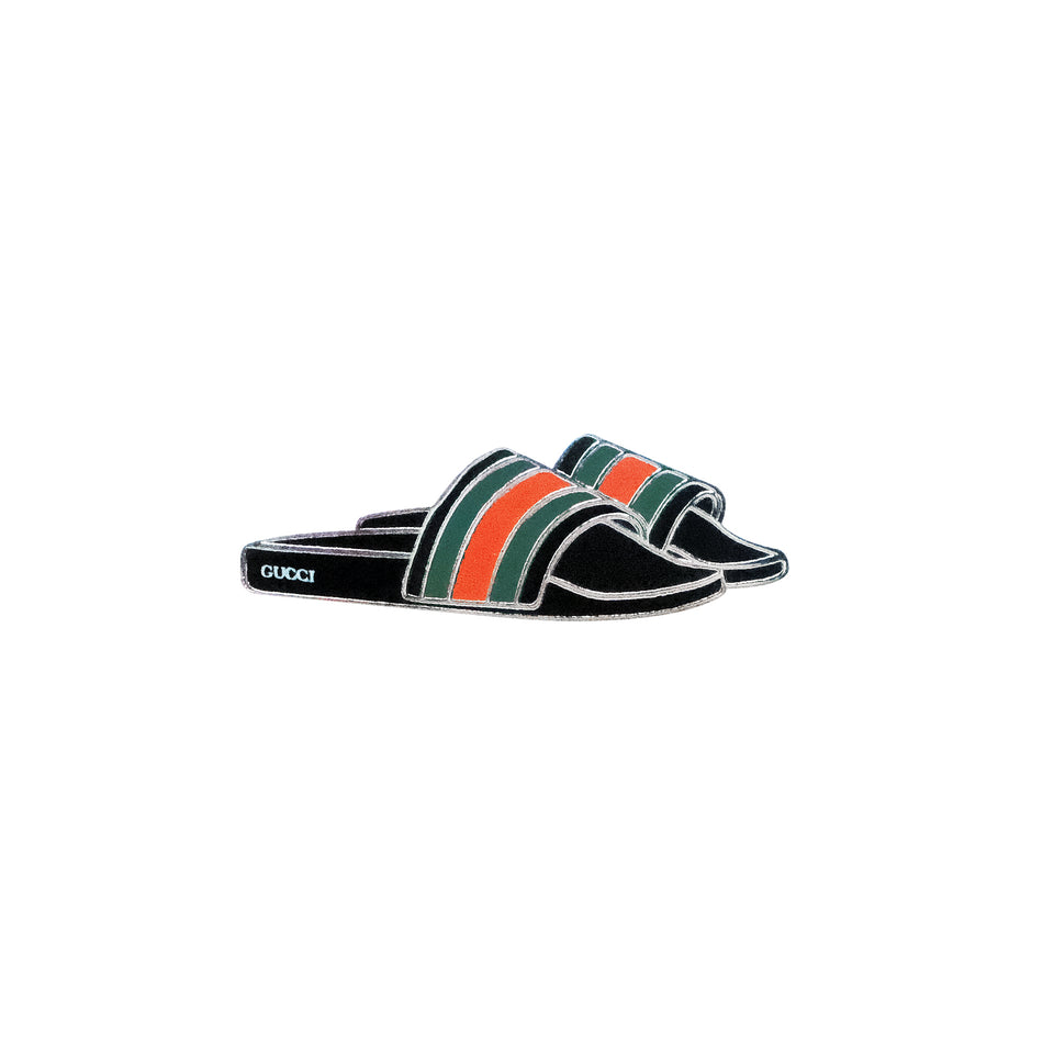 lapel pin gucci