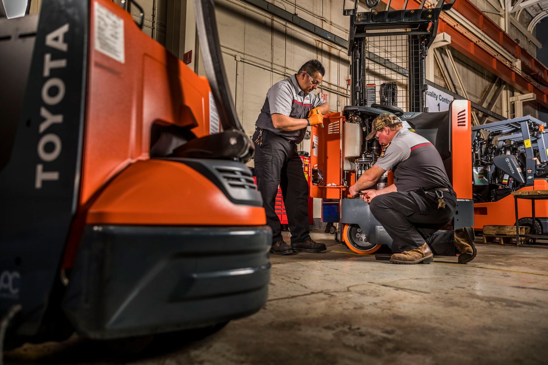 Does Your Forklift Equipment Need Servicing
