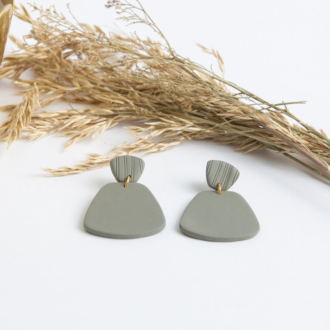 Laura Clay Earring - Matte Olive
