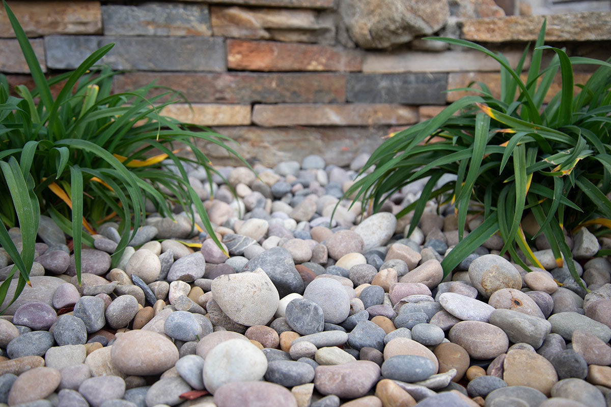 Houston River Rocks - Landscaping Trends in Texas with Beach Pebbles