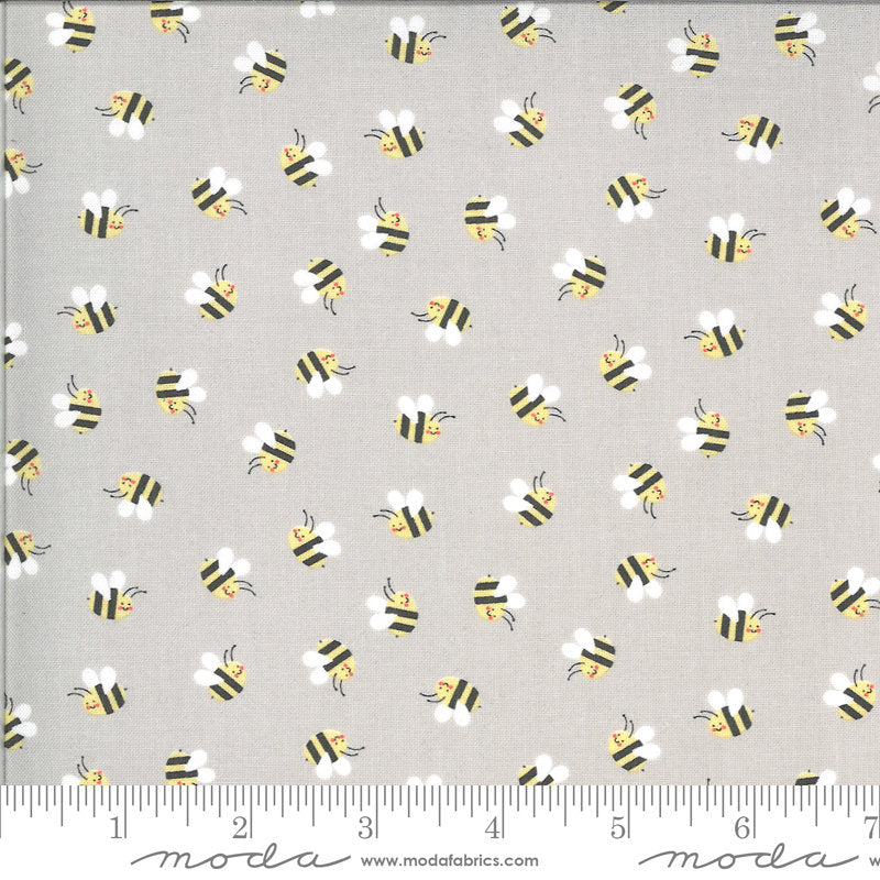 SALE Hello Sunshine Bees 35352 Cloudy - Moda Fabrics - Children's Juvenile Honeybees Gray Grey - Quilting Cotton Fabric
