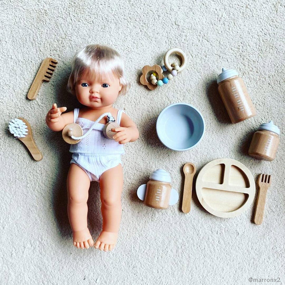 Makemeiconic wooden toys