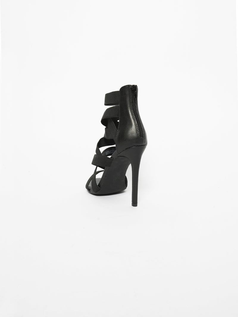 Mitones Benigno orar STEVE MADDEN - Black Strive sandal – TRYME Shop