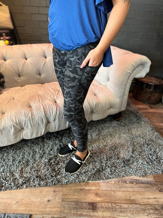 Nayvee Zip Pocket Leggings – UPTOWN GIRL BEAUTY & BOUTIQUE