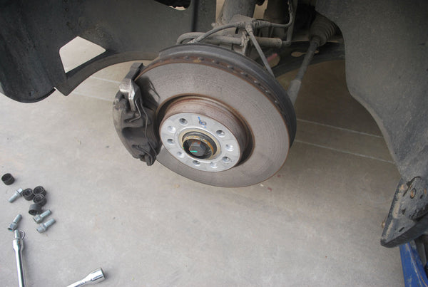 What are the signs of damage to your car's brakes? - Brake Smell and Feel