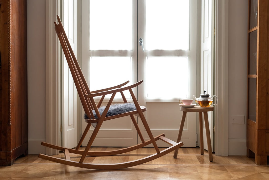 7 Amazing Health Benefits of Rocking Chair You Should Know – RedOAK