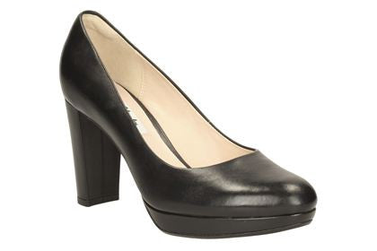 clarks block heel shoes