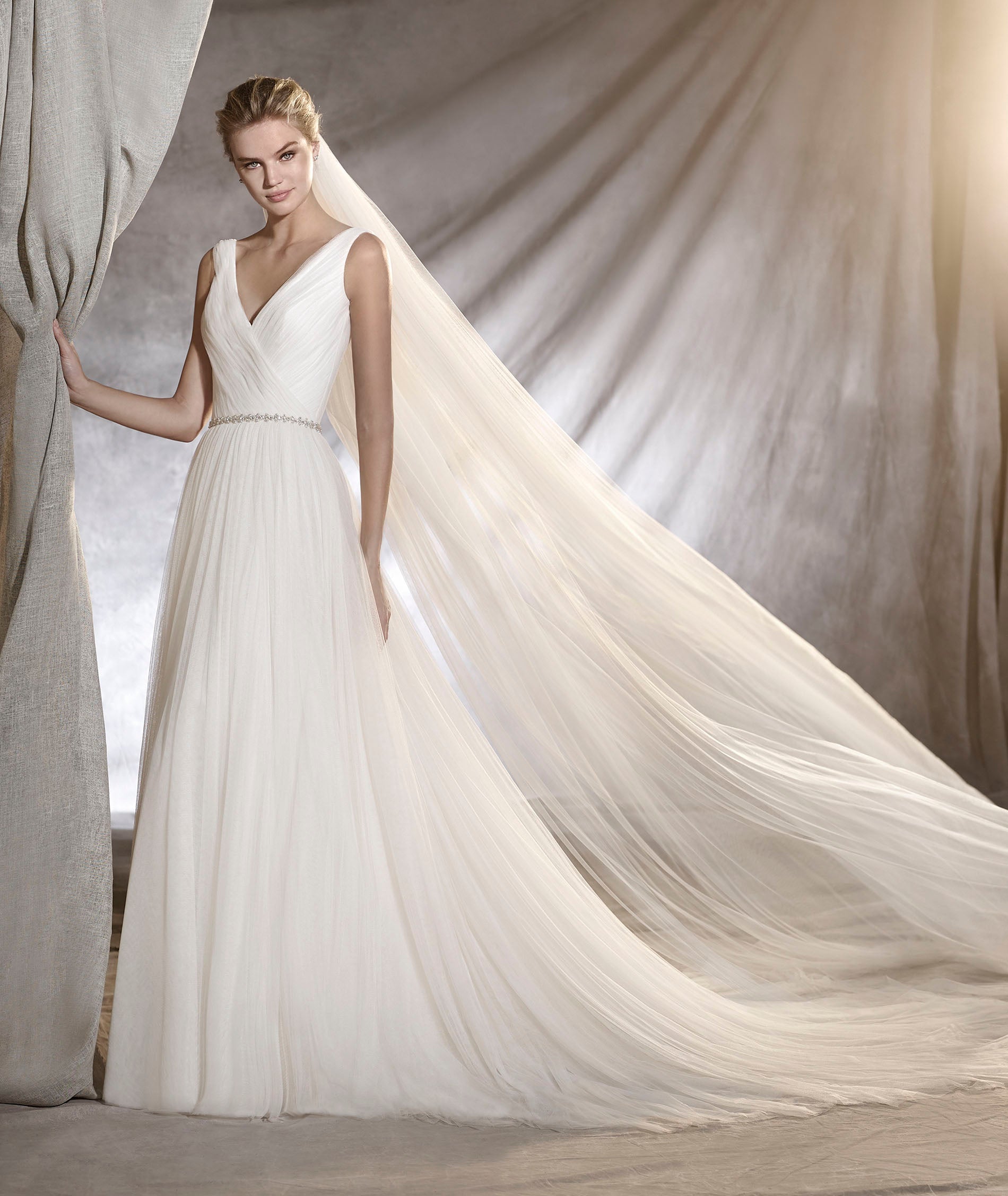 Pronovias Odona Designer Boho Sample Sale Wedding Dress Buy Online