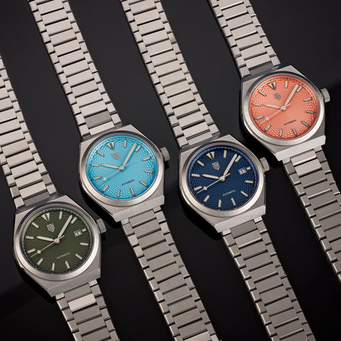 Four Watches That Perfectly Complement The Colors Of Christmas