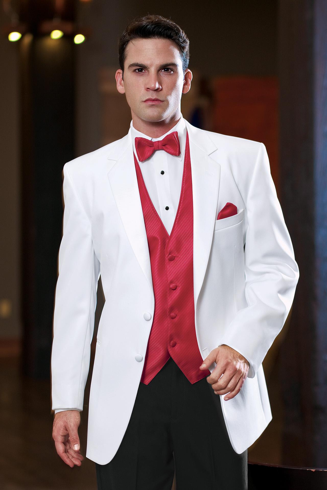 Красный свадебный костюм мужской