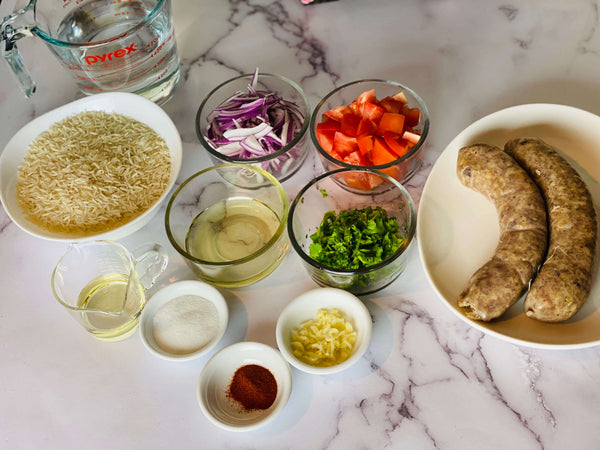 Как приготовить пикантную рисовую колбасу с индейкой и уткой