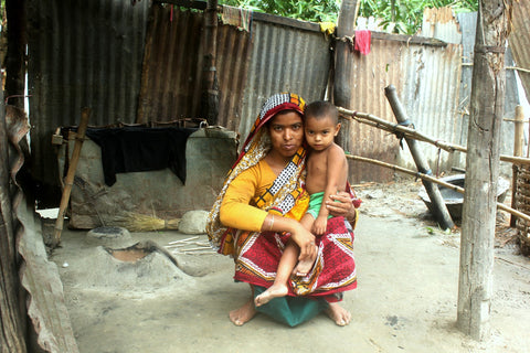 Mother and Child In Need of Help From The Sreepur Village Bangladesh Charity