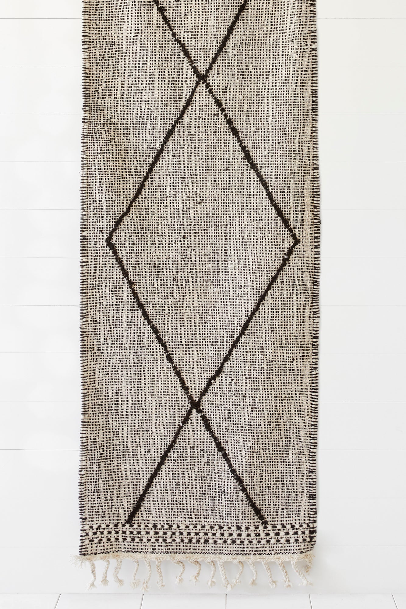 No. 39 - Moroccan Flat Weave Kilim Runner Rug - 2'-8" x 14'