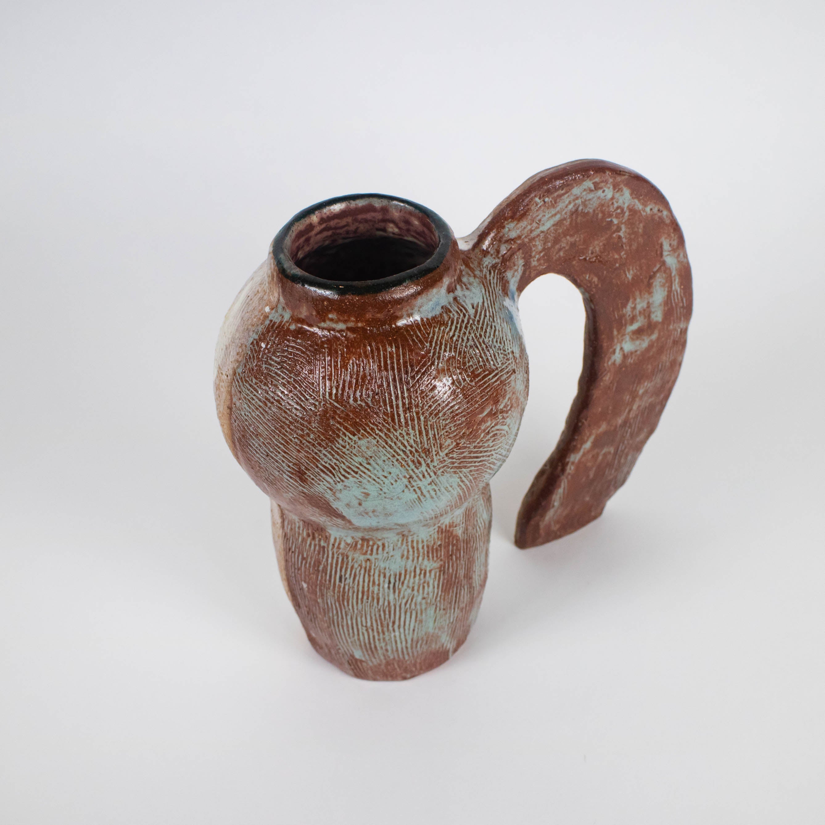 Miwa Neishi - Tail Vase