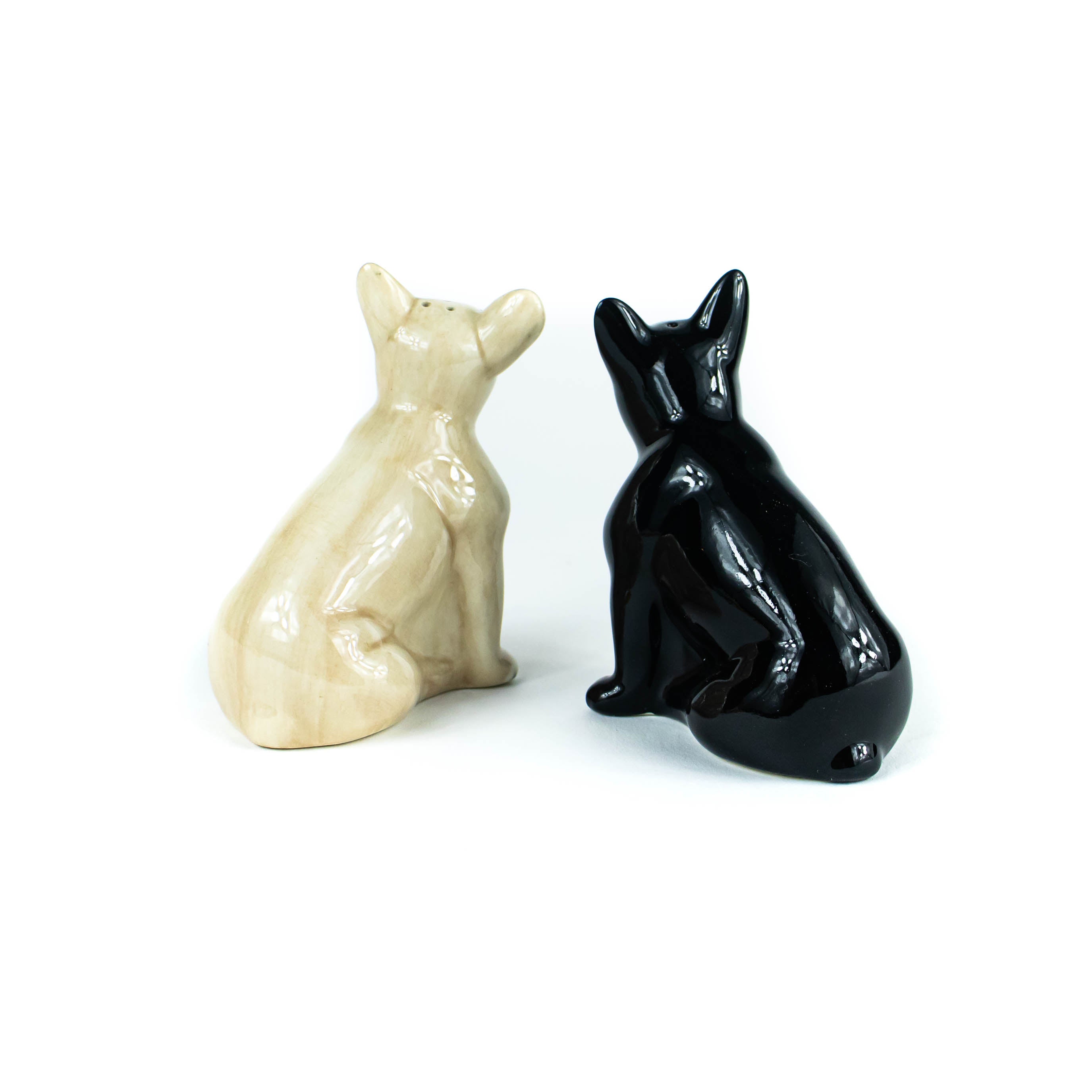 bulldog salt and pepper shakers