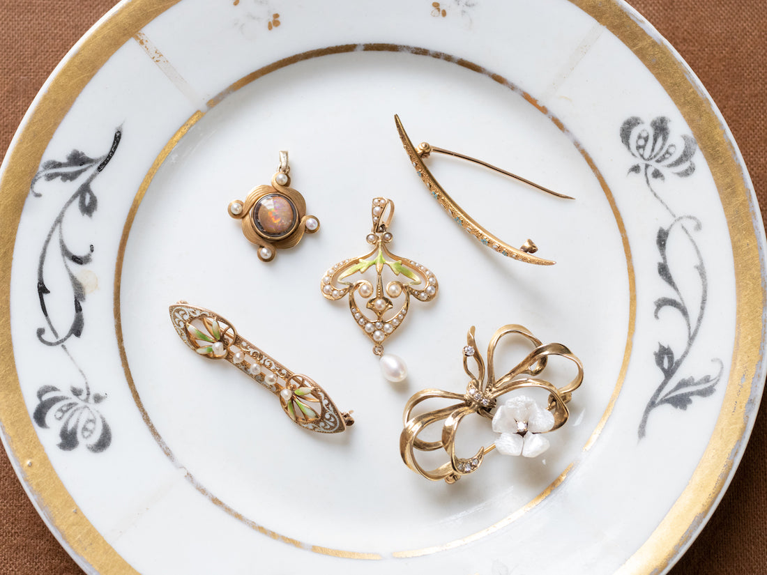 Art Nouveau jewelry