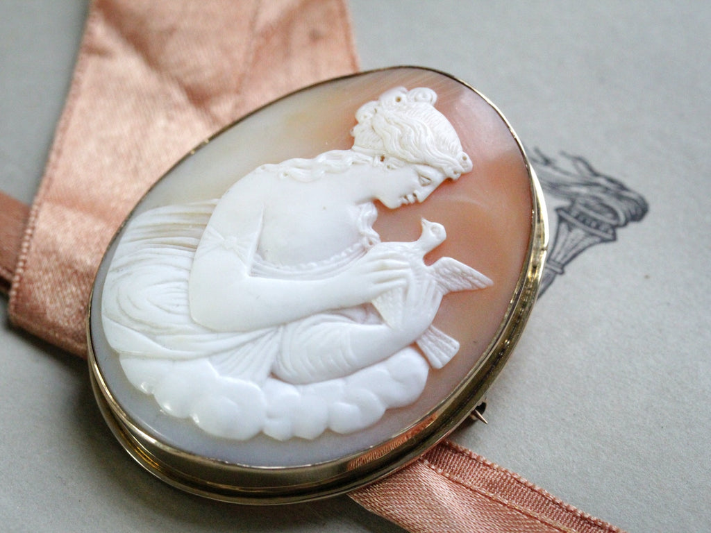 What Is A Cameo? – 1928 Jewelry