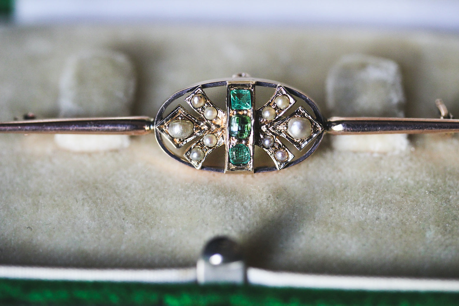 antique emerald bar pin