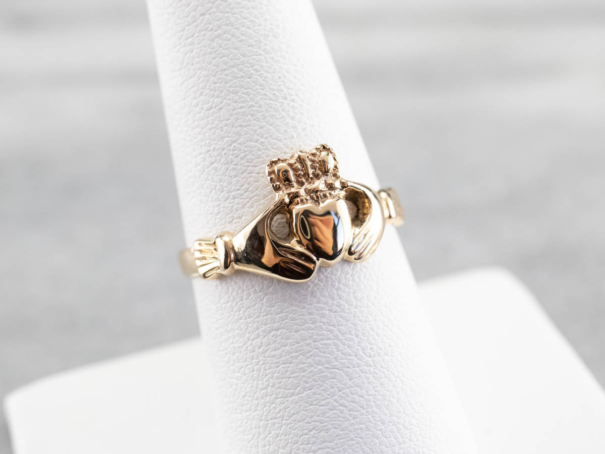 Vintage Yellow Gold Claddagh Ring