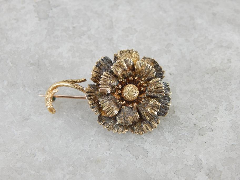 daisy brooch